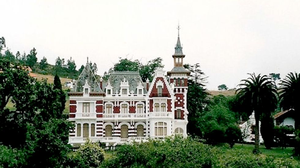 Palacio en la Quinta Bauer de Gijón