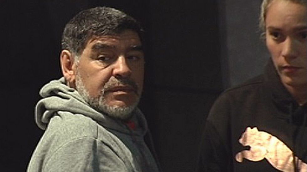 Maradona, a un periodista: &laquo;Si yo te pego, te estropeo&raquo;