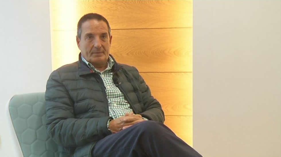 Garc&iacute;a de Loza: &laquo;Me quisieron quemar vivo en el vestuario&raquo;