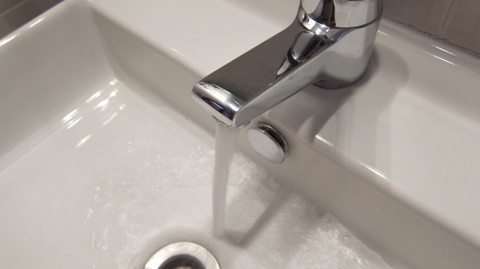 Un grifo de agua