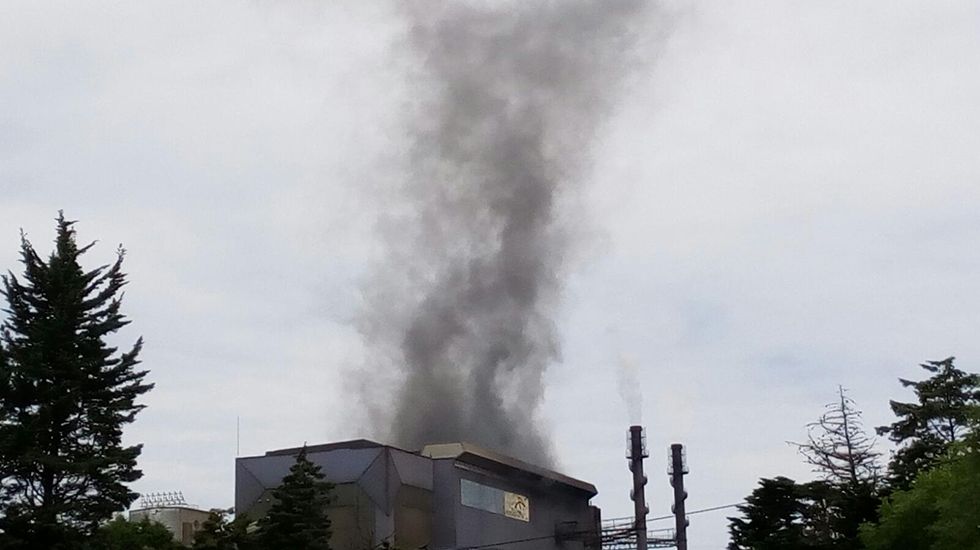 Nubes negras en la fábrica de Arcelor en Carreño