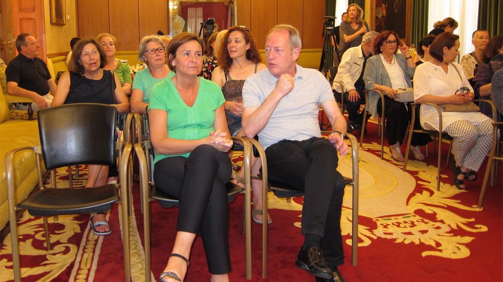 Carmen Moriyón y Aurelio Martín, en la lectura del manifiesto contra la violencia machista