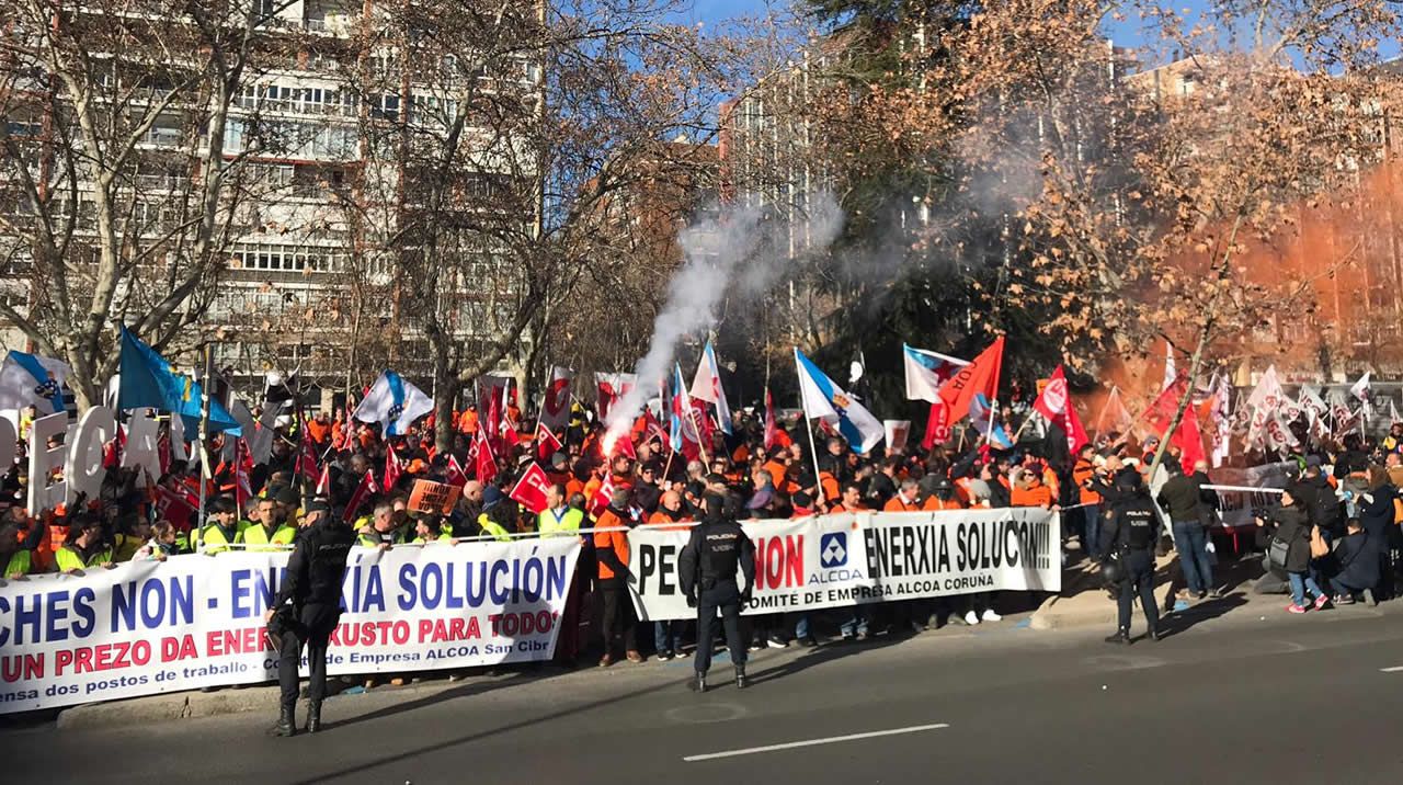 Concentraci&oacute;n de los trabajadores de Alcoa en Madrid