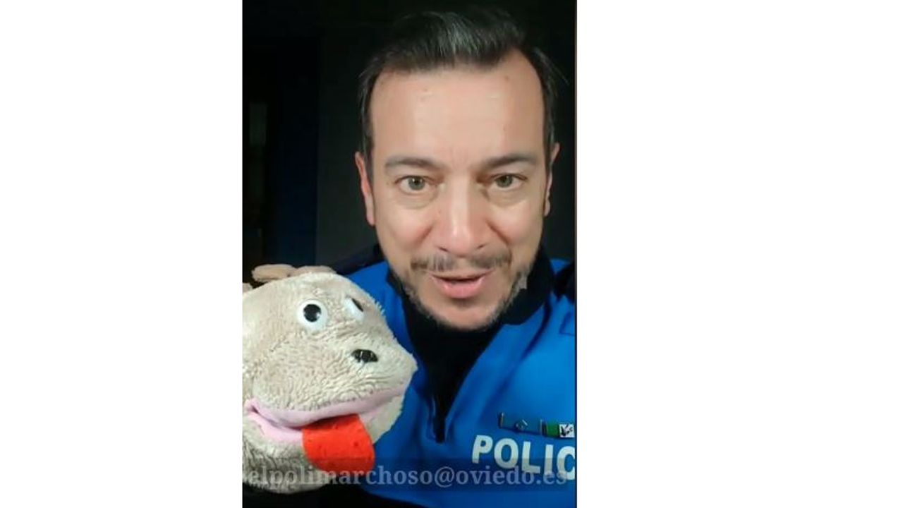 El poli marchoso entretendr&aacute; a los m&aacute;s peque&ntilde;os con juegos