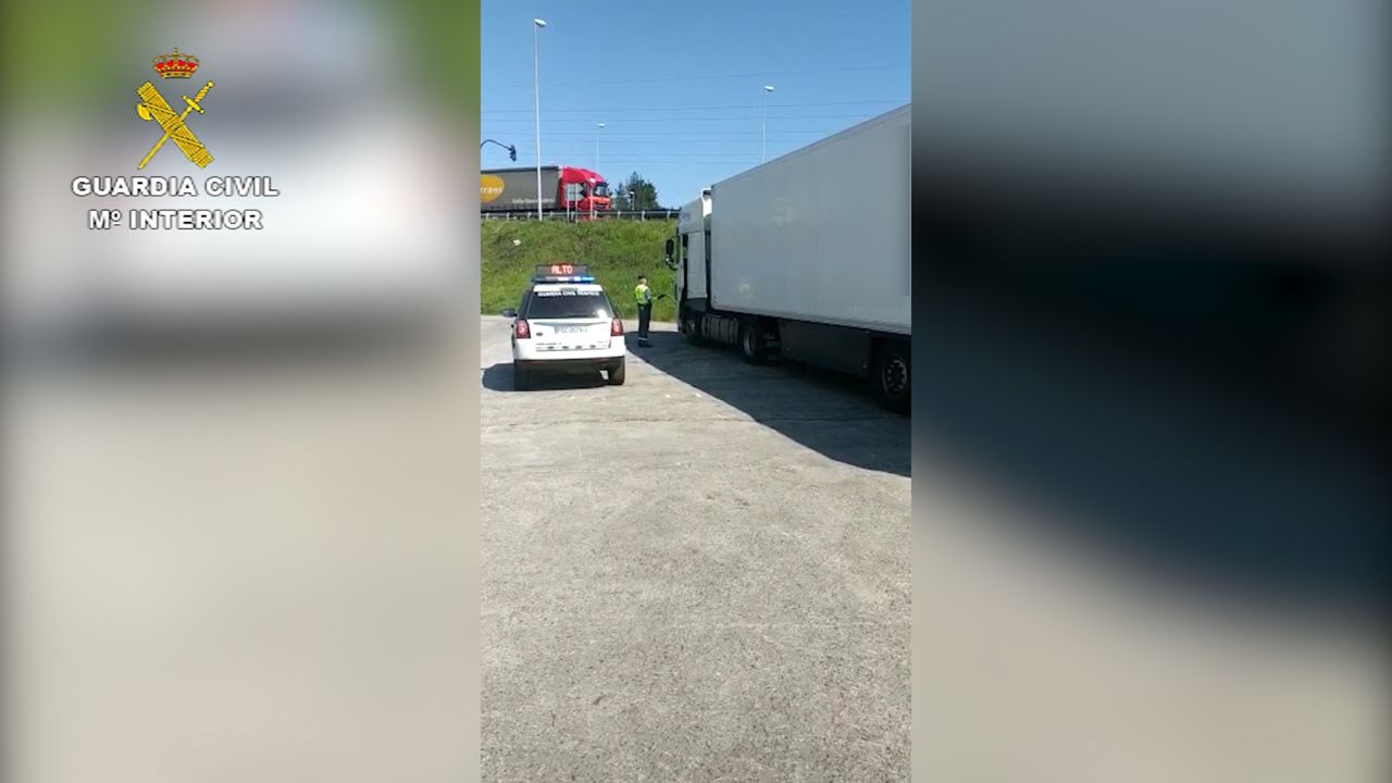 La Guardia Civil inmoviliza un cami&oacute;n cuyo conductor no respet&oacute; la cuarentena tras hacerse la prueba