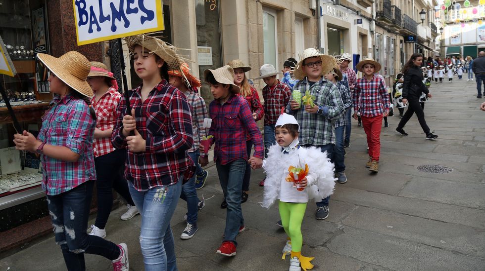 Proyecto Voz Natura del Colegio Jaime Balmes celebrando el día da terra