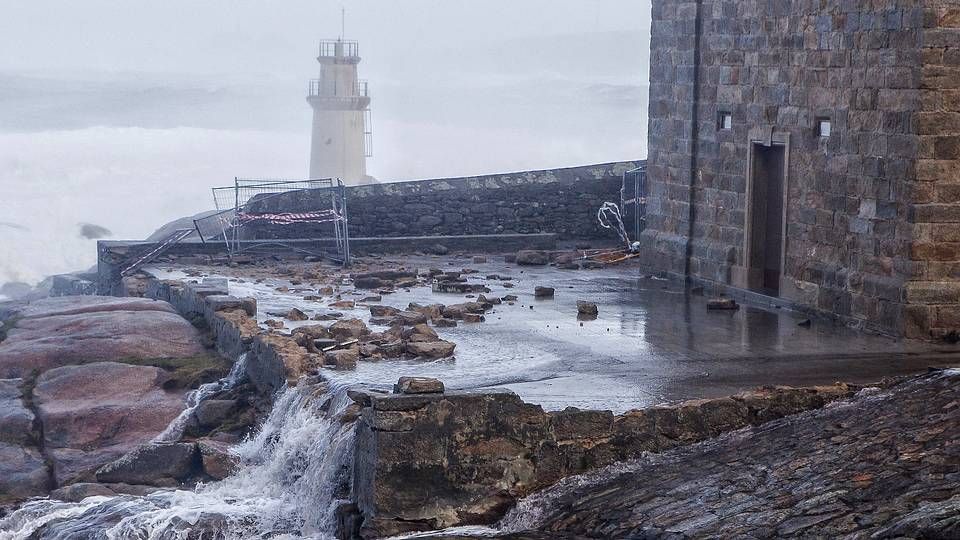 Carballo XXL.Temporal en la playa de A Frouxeira, en Valdoviño