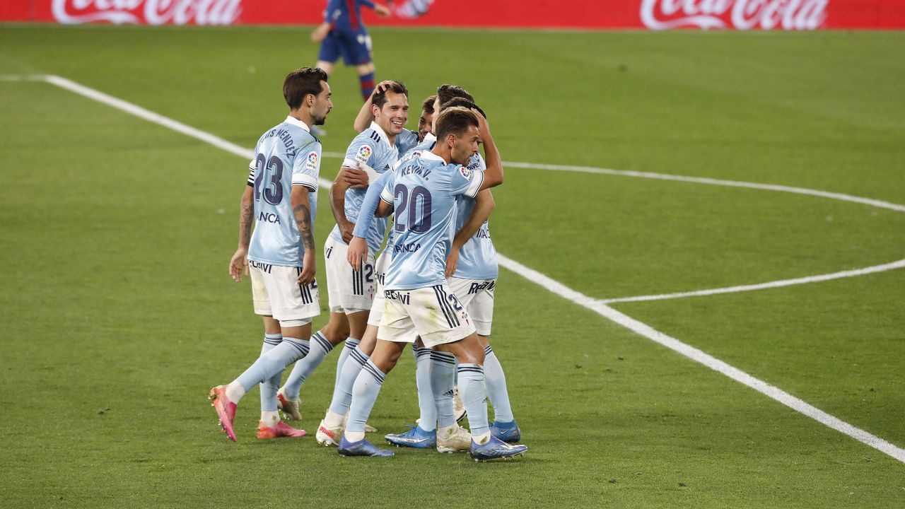 Tapia fue el primero en resentirse y verse obligado a dejar el partido