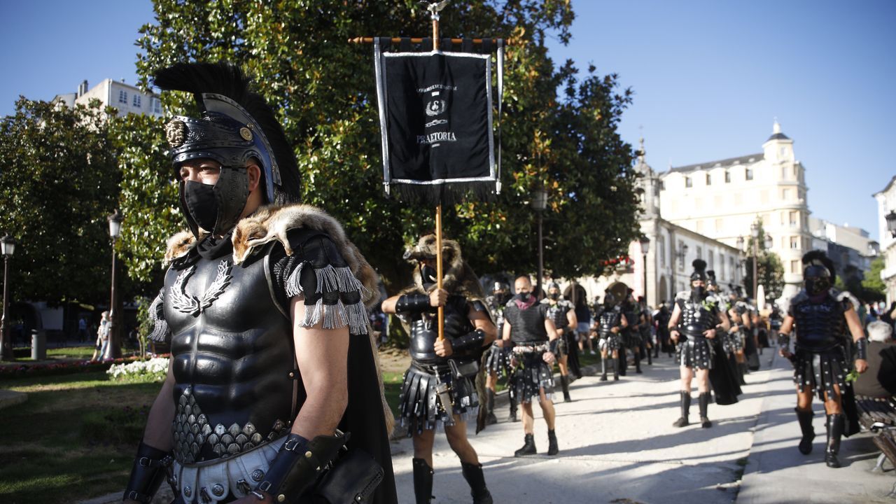 Los romanos y castrexos homenajearon a las víctimas del coronavirus