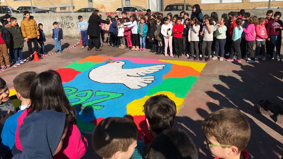 Paz Ourense.Acto por el Día de la Paz en el CPI de Ribadavia