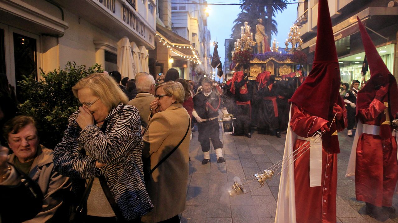 Martes Santo | Procesión de Jesús atado a la Columna y la Santísima Virgen de la Esperanza. Cofradía de Dolores