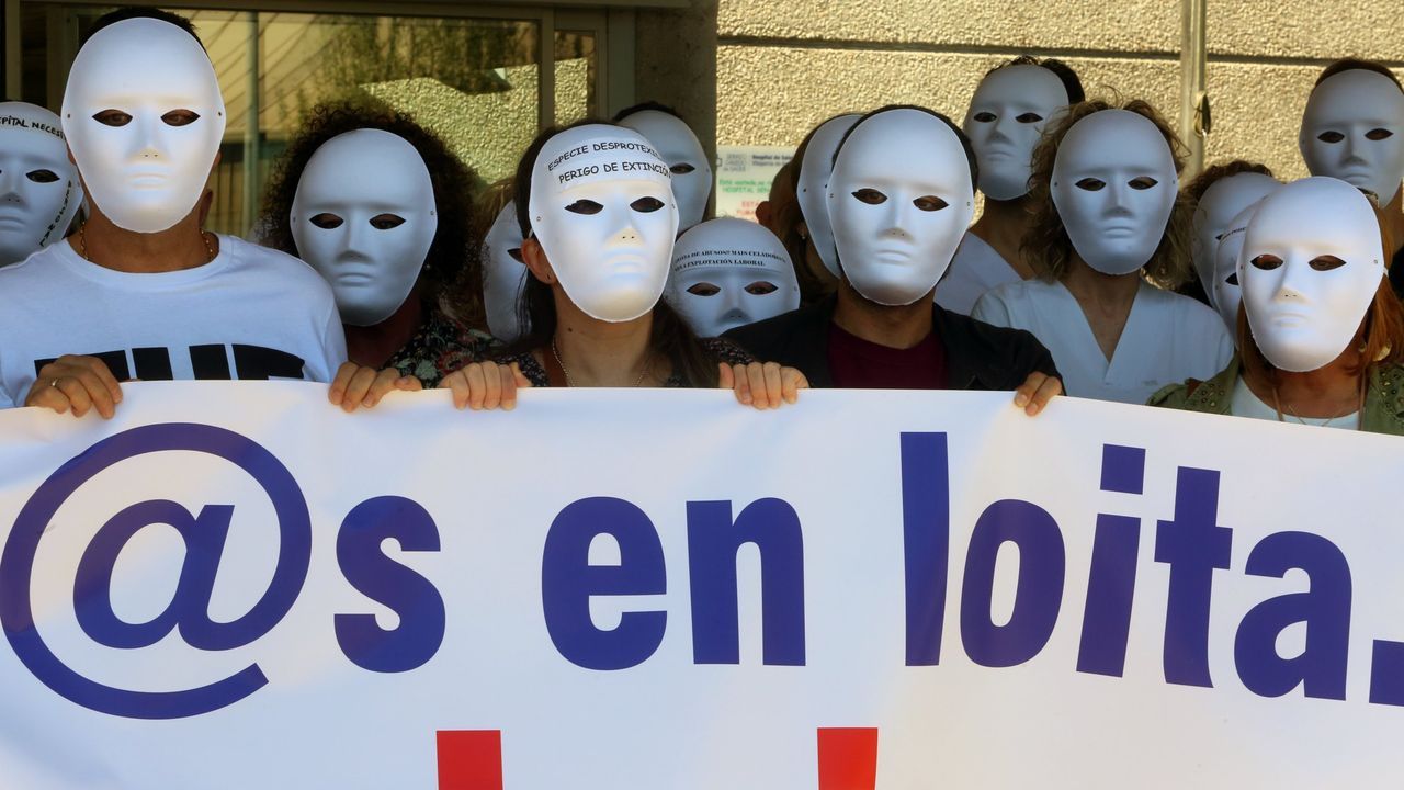 Concentración de los celadores del hospital de O Salnés