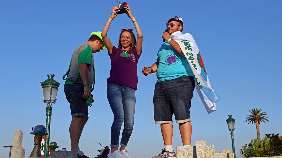 Desfile de peñas da Festa da Dorna 2016