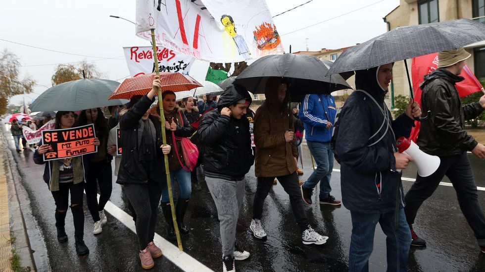Protesta contra las reválidas y la Lomce en Barbanza