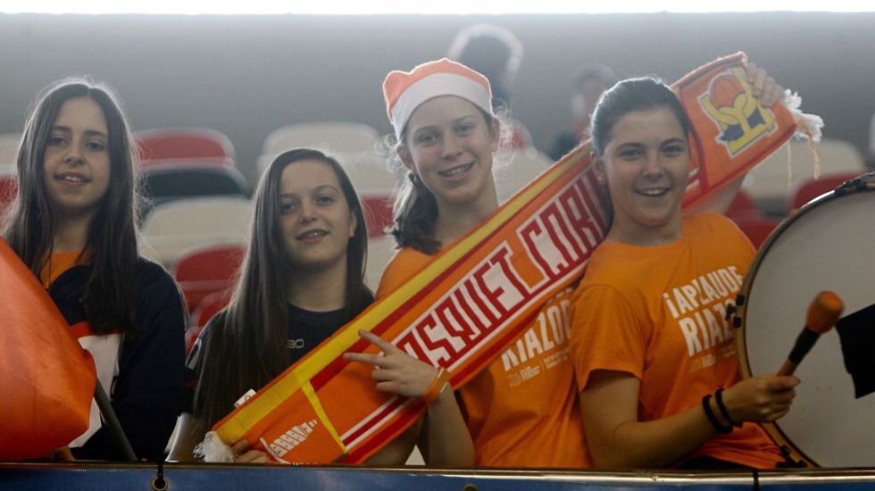 Afición del Basquet Coruña-Melilla, segundo partido de los play off por el ascenso a la Liga ACB
