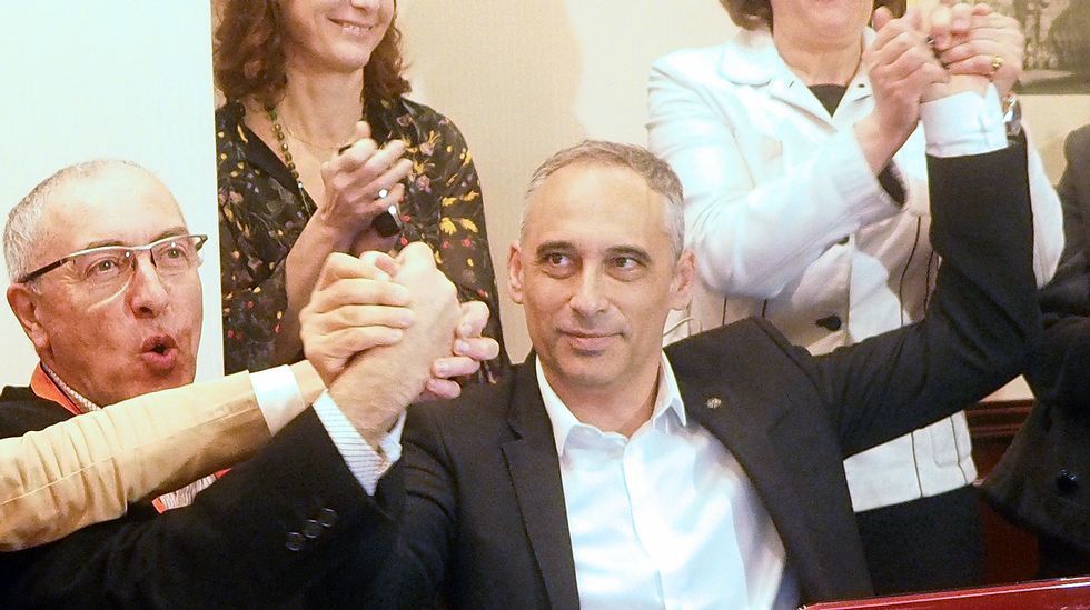 Antonio Rodríguez, cabeza de lista por Ciudadanos, celebra la obtención de su escaño