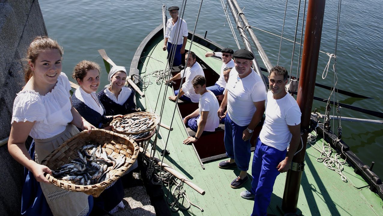 RESUMEN DEL AÑO 2019.Un barco do Xeito trouxo xoubas a Rianxo para a Festa da Xouba