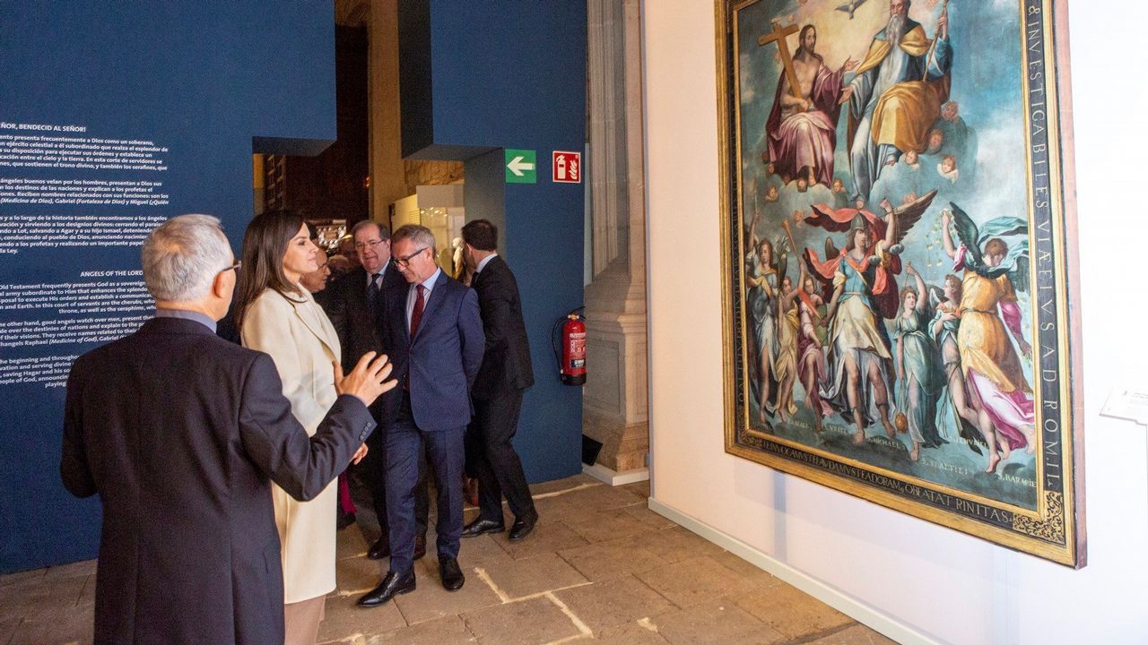 En su visita a Lerma, Letizia Ortiz recuperó un abrigo del 2005