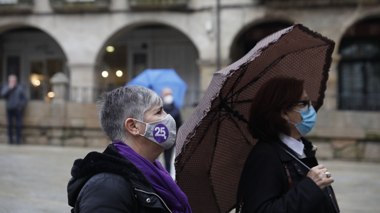 Concentración ante el Concello de Ourense