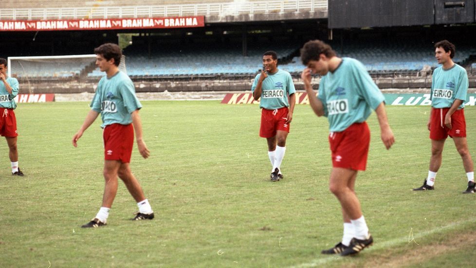Los jugadores se refrescan tras uno de los entrenamientos en Río.