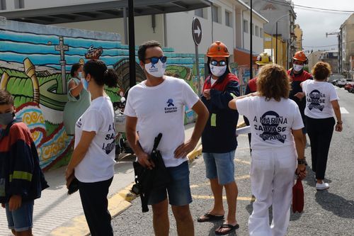 Por el coronavirus, Viveiro reubicó dos mesas electorales en la casa consistorial, donde en algunos momentos se formaron colas